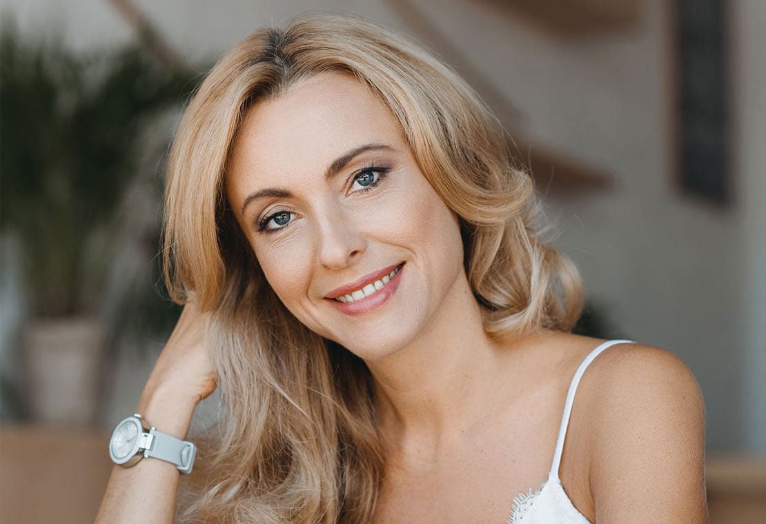 Remove stains from teeth with teeth whitening in Chicago, IL. Teeth Whitening in Chicago, IL